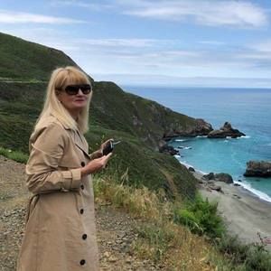 Meet your Posher, Chrisanne